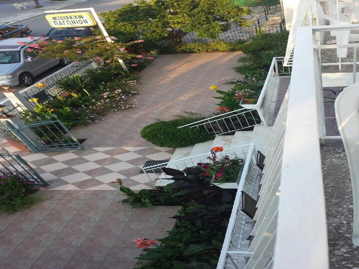 Pagonion Hotel กาเมนาวูร์ลา ภายนอก รูปภาพ