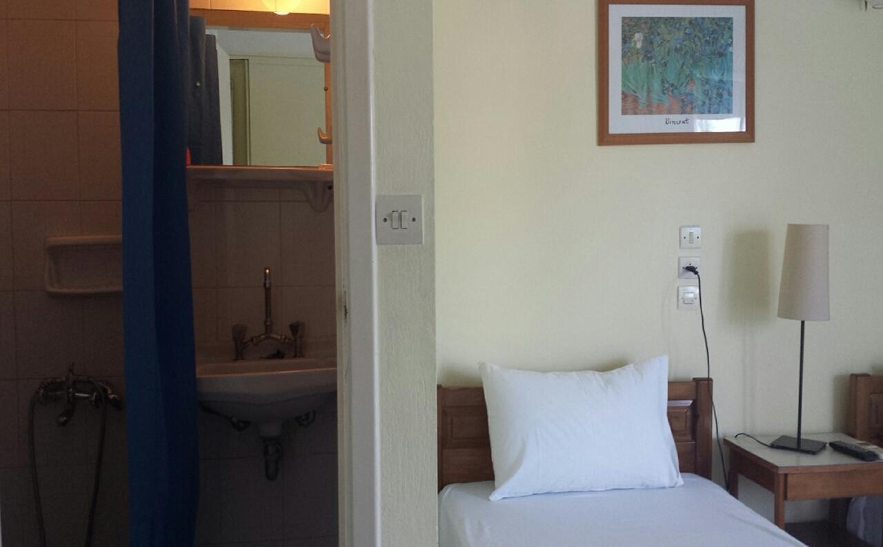 Pagonion Hotel กาเมนาวูร์ลา ภายนอก รูปภาพ