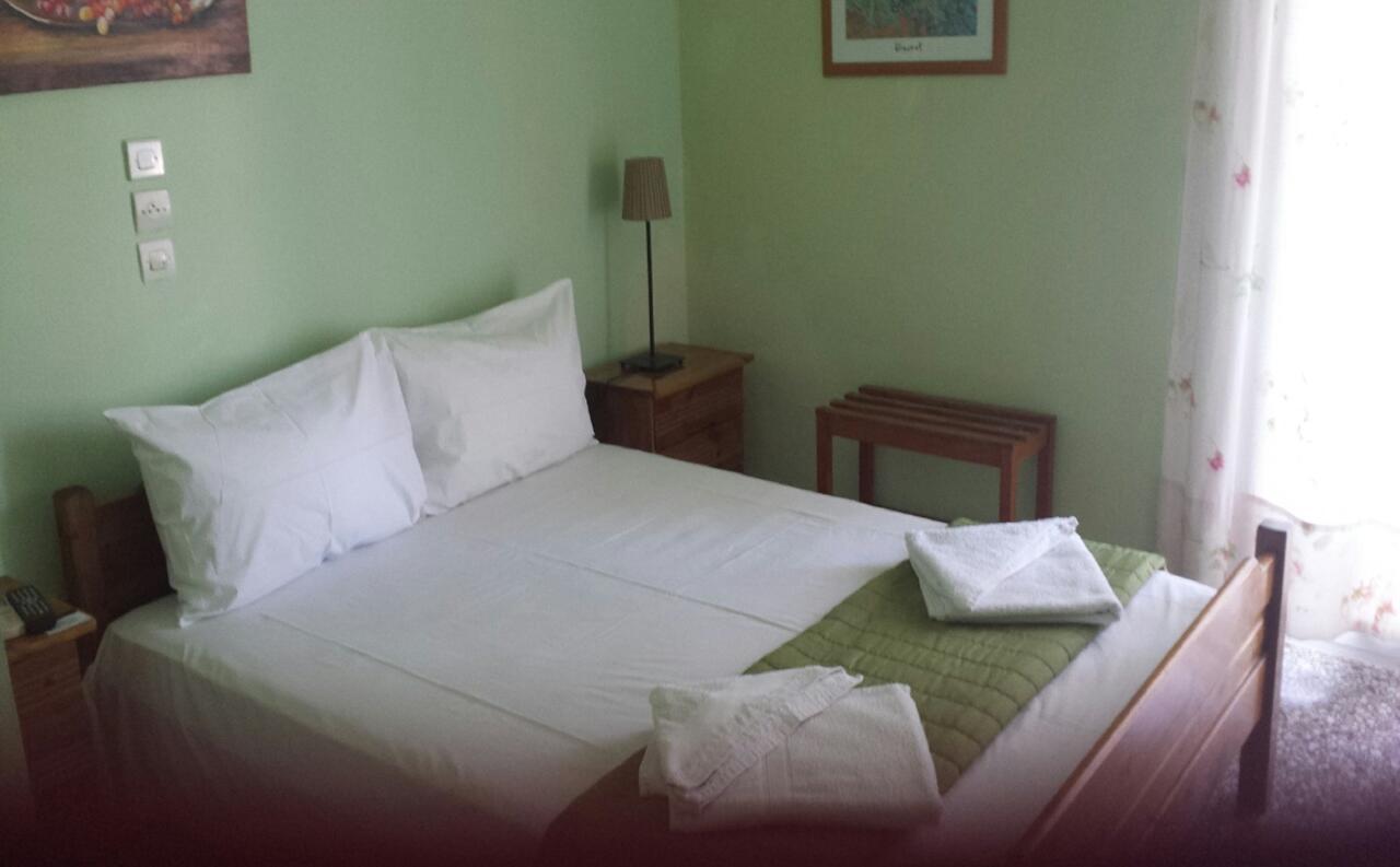 Pagonion Hotel กาเมนาวูร์ลา ภายนอก รูปภาพ
