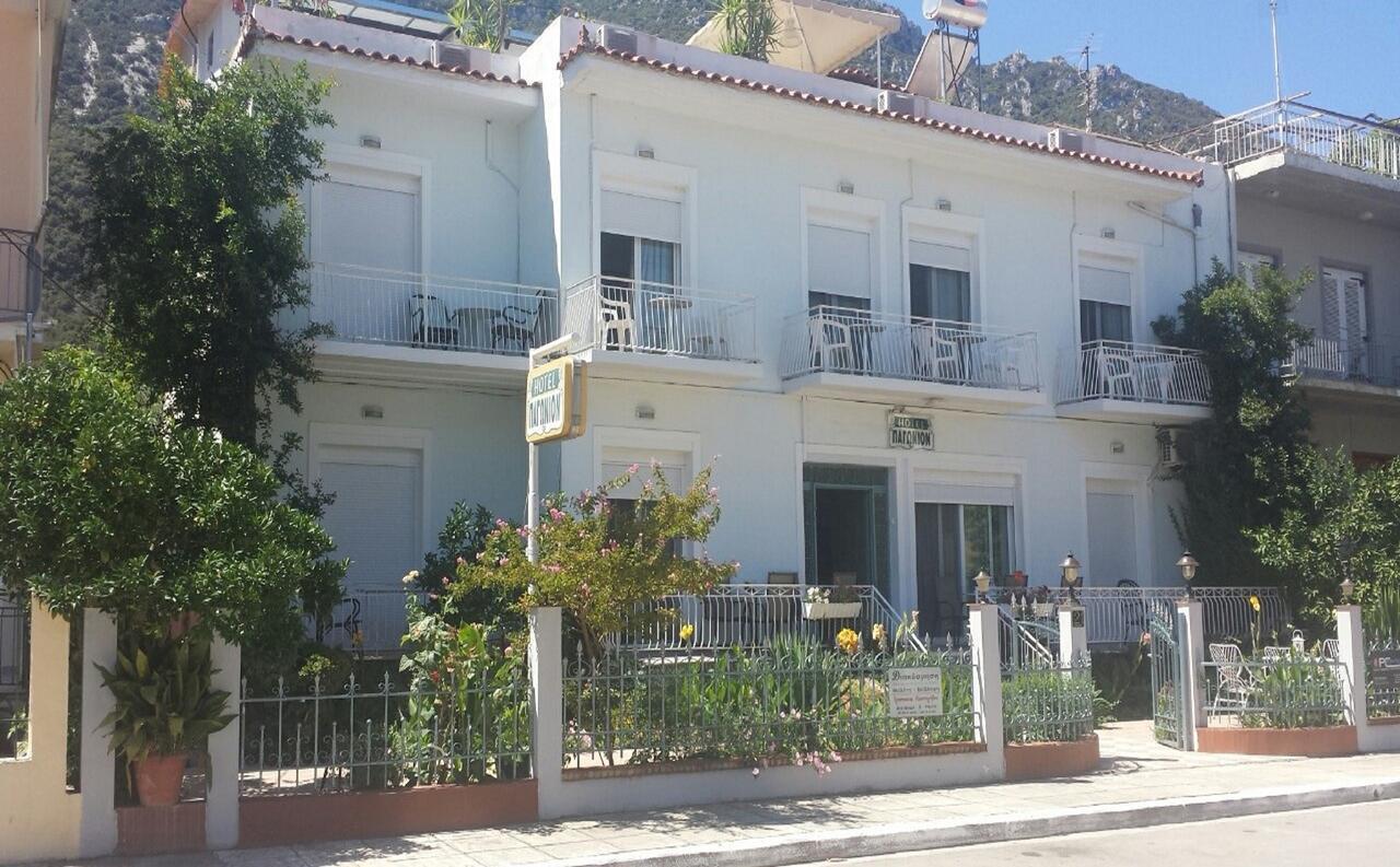 Pagonion Hotel กาเมนาวูร์ลา ภายนอก รูปภาพ